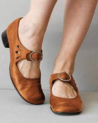 Brown / 3