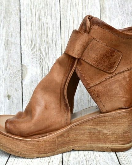 Dawn | Wedge Sandals with Buckle in Boho Style
