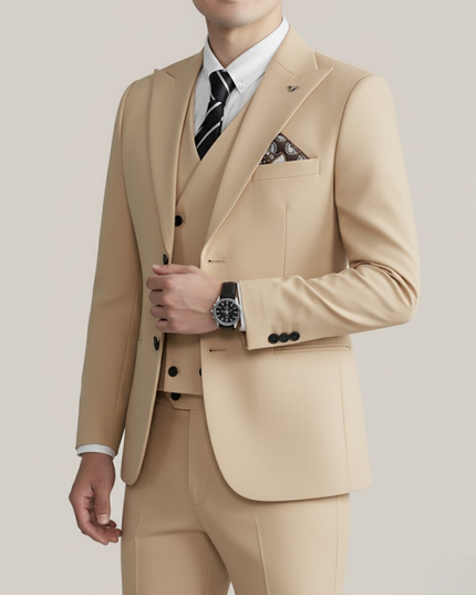 Men’s Three-Piece Suit – Tailored Formal Wedding Ensemble
