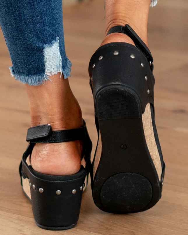 Linda | Suede Wedge Sandals