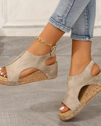 Khaki / 4 AUD (EU 35)