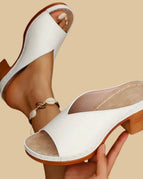 White / 4US