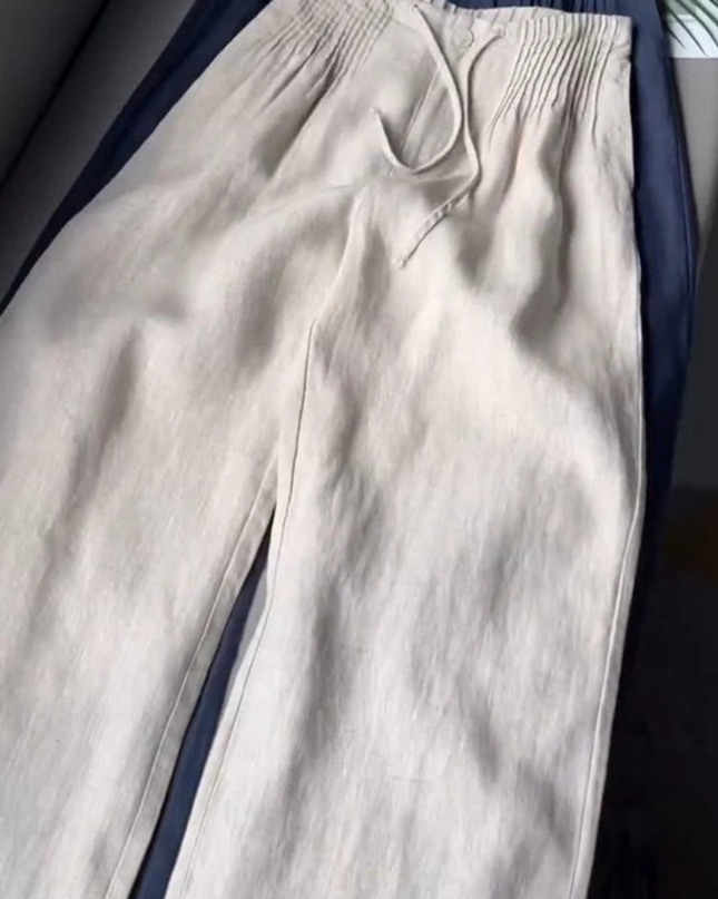 Livia | Women's Relaxed Wide Leg Pants with Elastic Waist for Casual Everyday Wear