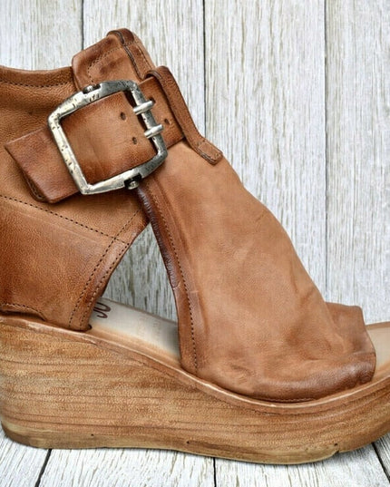 Dawn | Wedge Sandals with Buckle in Boho Style