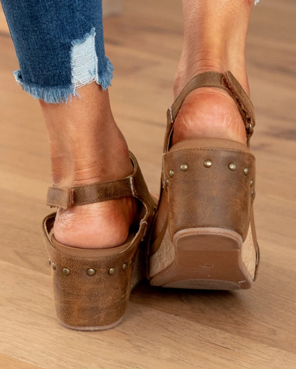 Linda | Suede Wedge Sandals