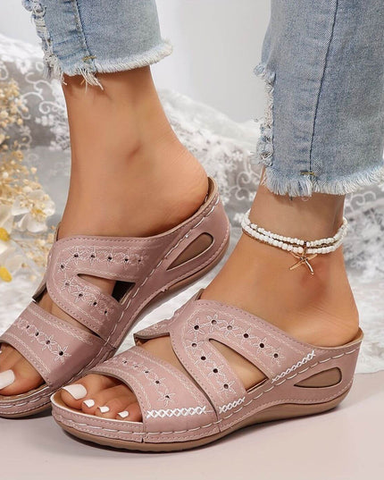 Soleva | Slip-Resistant Orthopedic Sandals