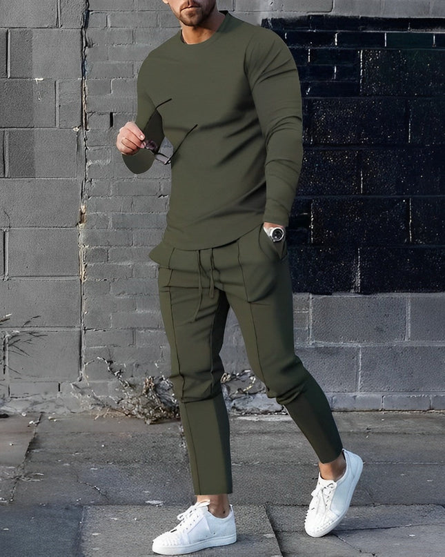 Modern and Trendy Sweatshirt and Trousers Set for Men