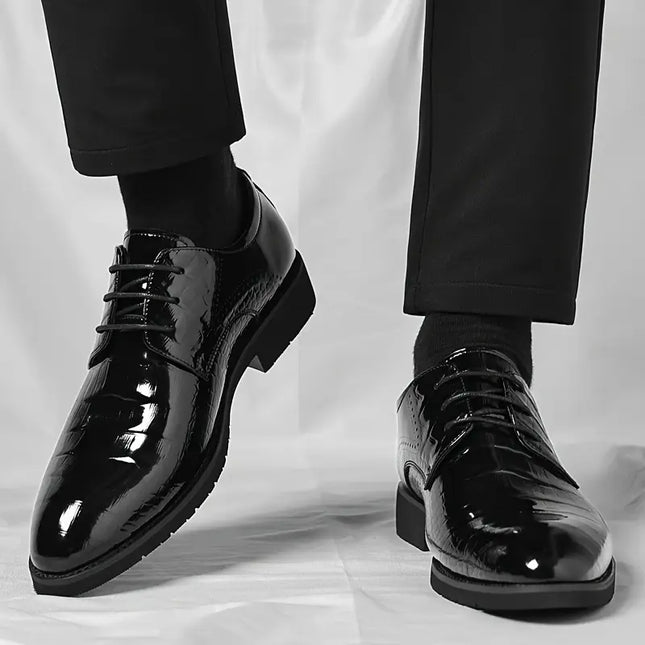 Men’s Black Patent Oxford Dress Shoes – Gloss Textured Finish with Lace-Up Closure
