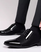 Black / 6
