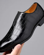 Black / 6