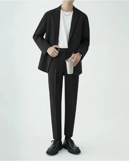 Men’s Modern Minimalist Suit Set – Tailored Fit – Streamlined Design – Formal Two-Piece