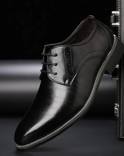 Men’s Oxford Dress Shoes – Brogue Detail – Closed Lace – Formal Fit