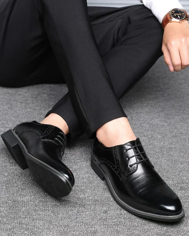 Men’s Oxford Dress Shoes – Brogue Detail – Closed Lace – Formal Fit
