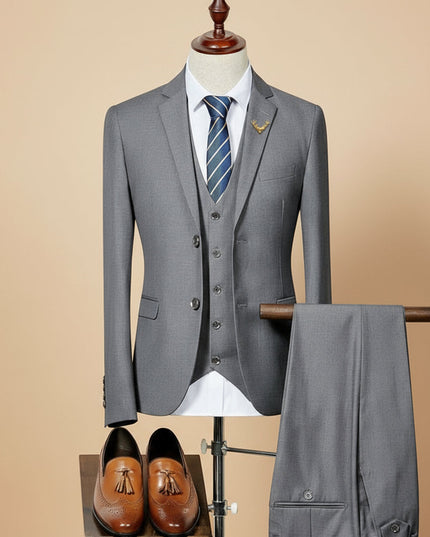 Men’s Slim Fit Three-Piece Suit – Tailored Formal Set for Weddings & Special Events