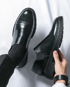 Black / 6