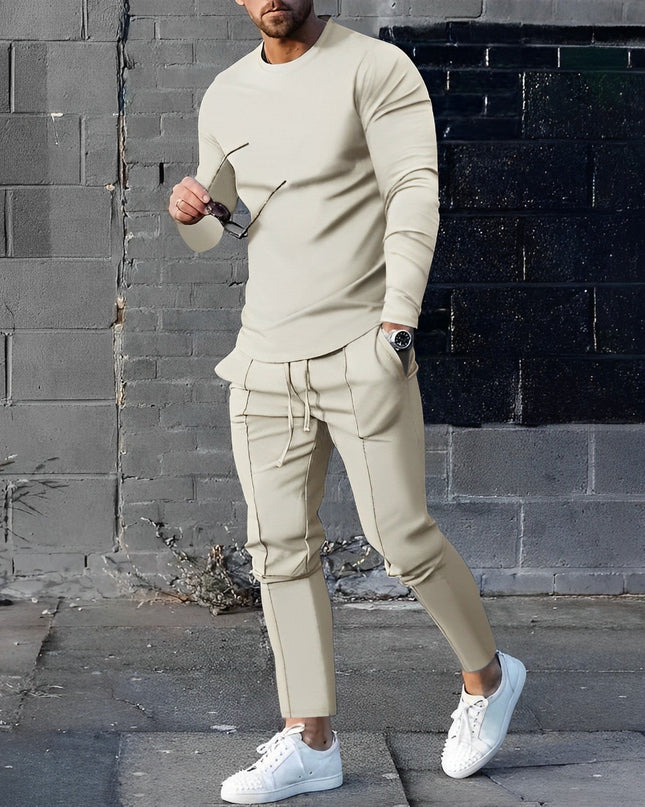 Modern and Trendy Sweatshirt and Trousers Set for Men