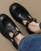 Black / 2