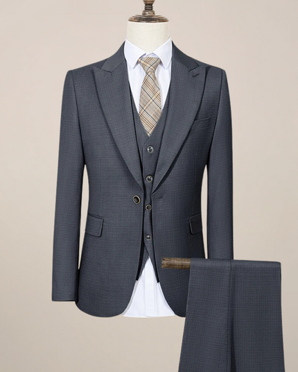 Slim Fit Green Three-Piece Suit for Men – Summer Lightweight Business Formal Set