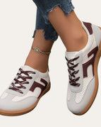 Brown / 2