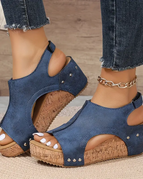 Blue / 4 AUD (EU 35)