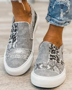 Grey / 2